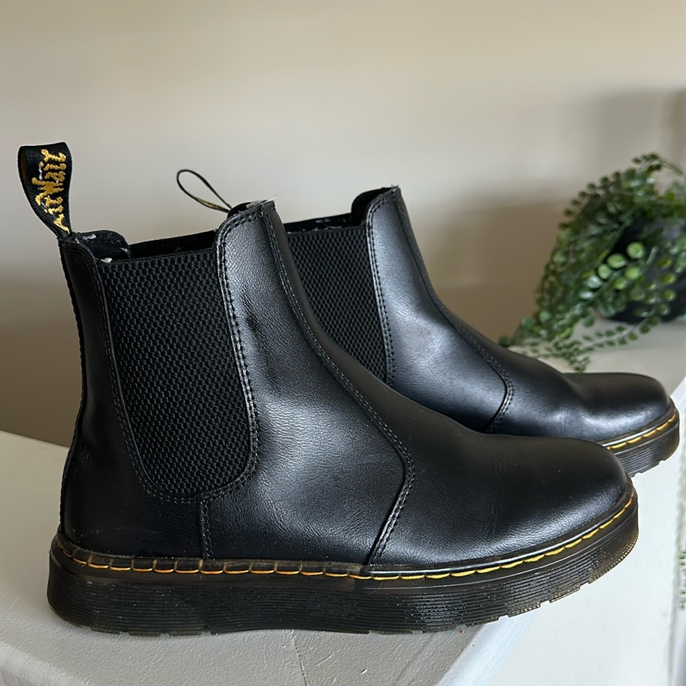 Dr. Martens Chelsea Boots (like new!)